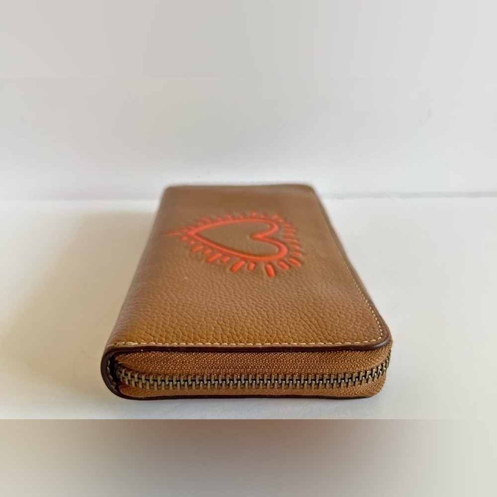 RARE LIKE NEW! COACH X Keith Haring Heart Saddle Brown Wallet Purses Womens - Picture 4 of 12